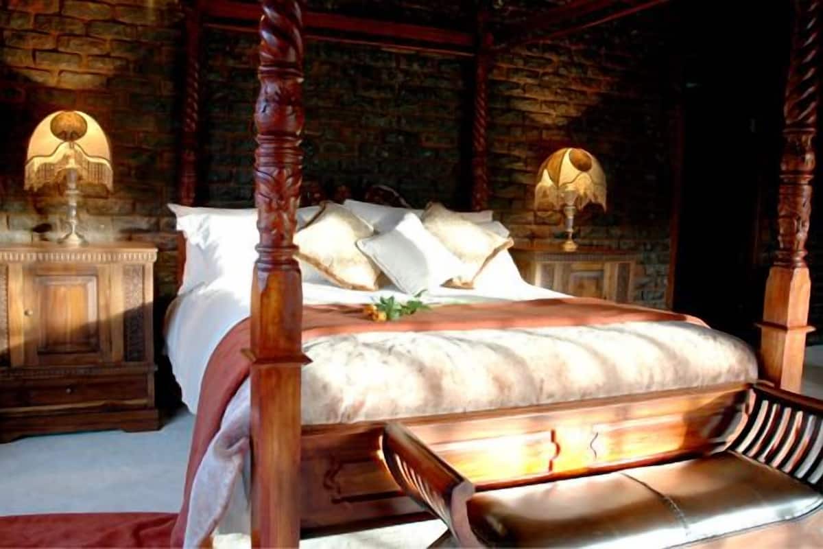 Presidential Suite | Premium bedding, minibar, in-room safe, desk