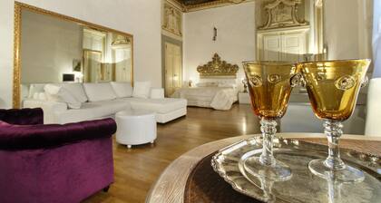 Palazzo Tolomei - Residenza d'Epoca