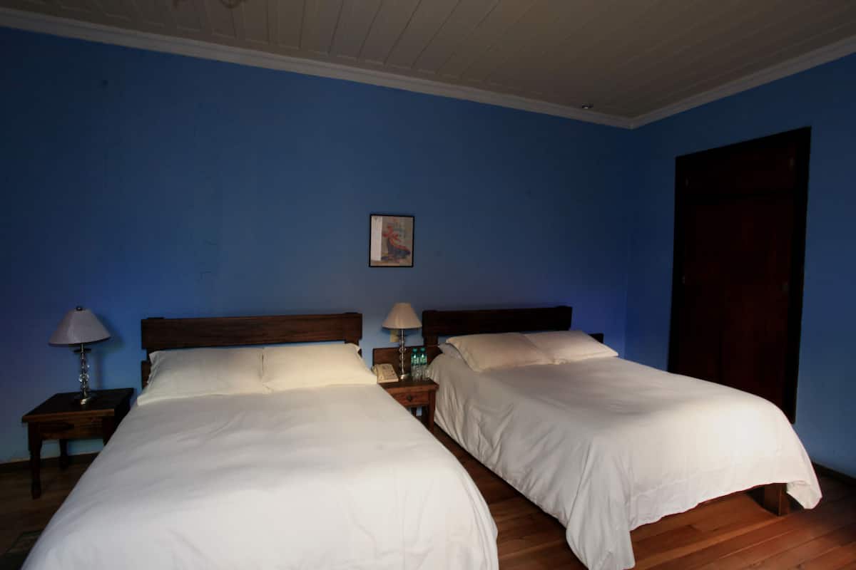 senior suite | premium bedding, select comfort beds, rollaway beds, free wifi