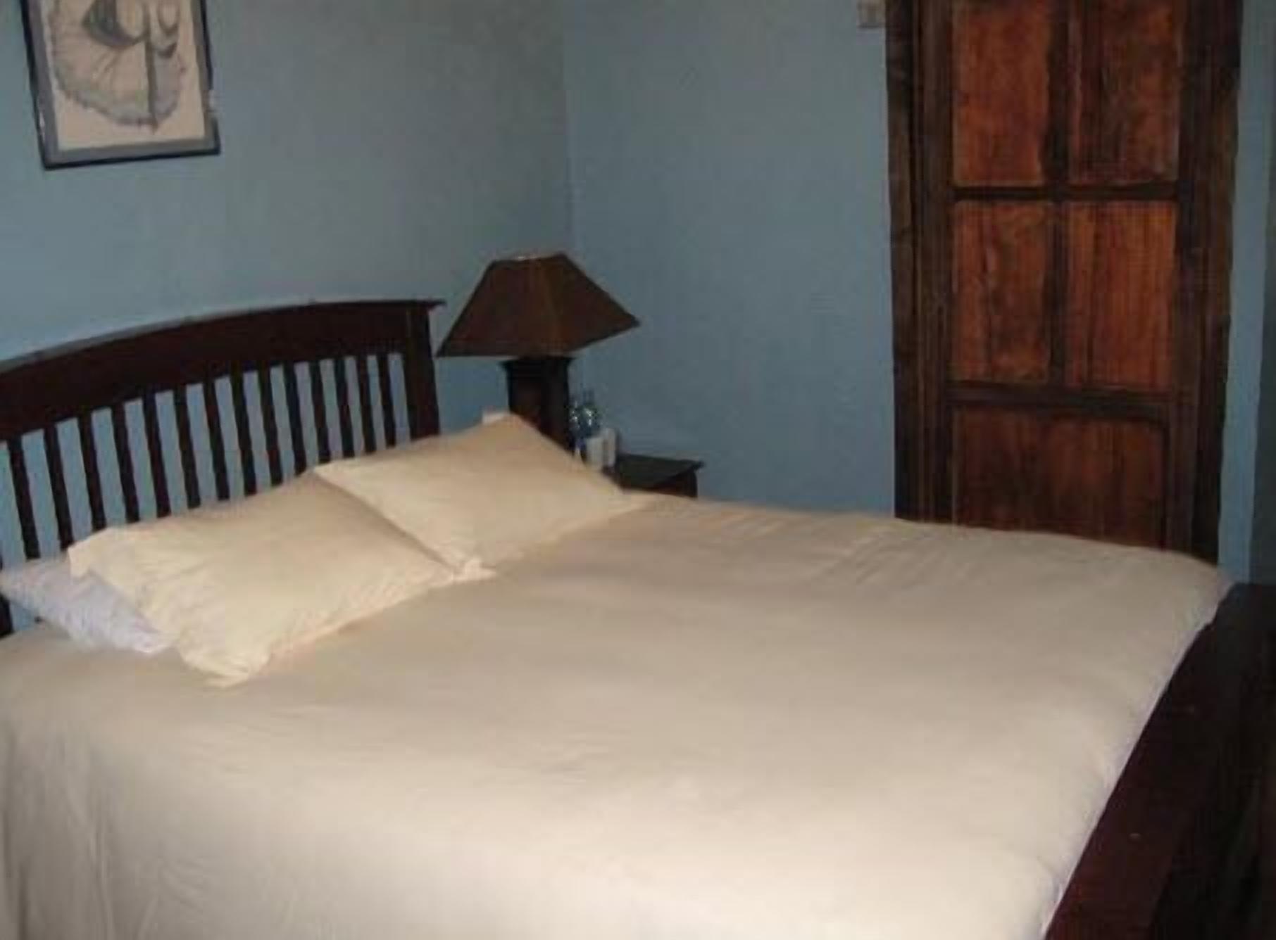 junior suite | premium bedding, select comfort beds, rollaway beds, free wifi