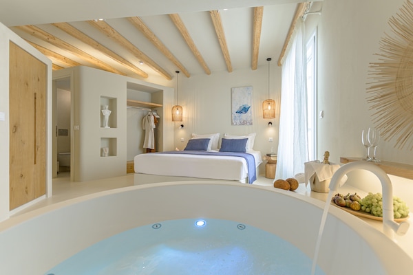 Suite Prestigio, hidromasaje | 1 habitación, sábanas de algodón egipcio y ropa de cama de alta calidad
