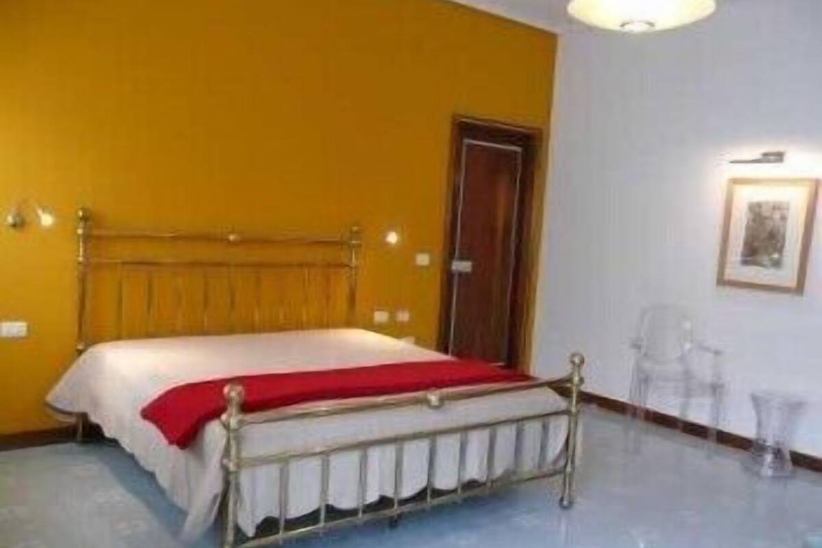 Double Room | 1 bedroom, premium bedding, down duvets, minibar
