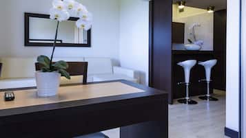 Studio | Chăn bông, minibar, két bảo mật tại phòng, bàn
