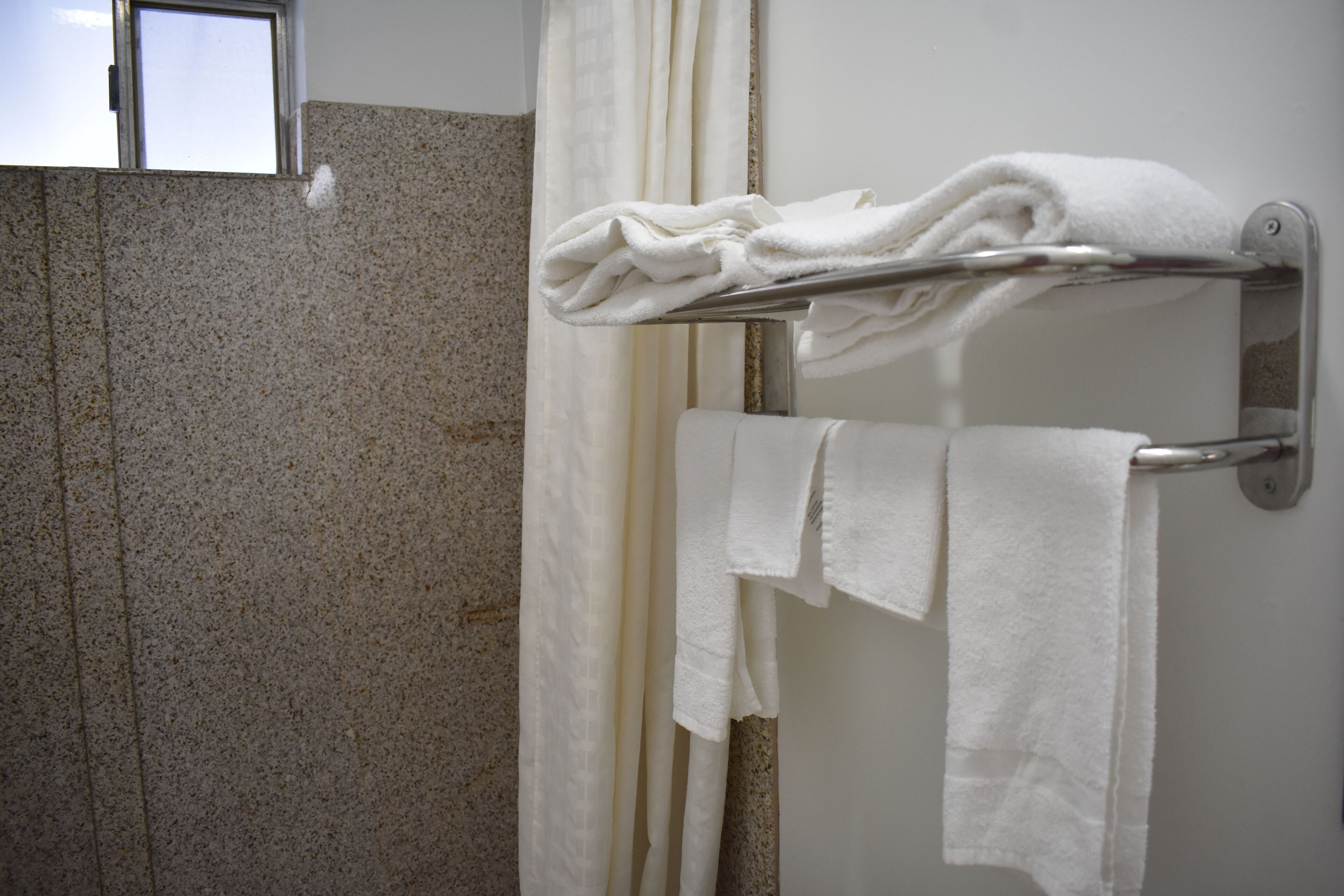 Shower, towels