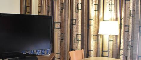 Wifi gratis y ropa de cama