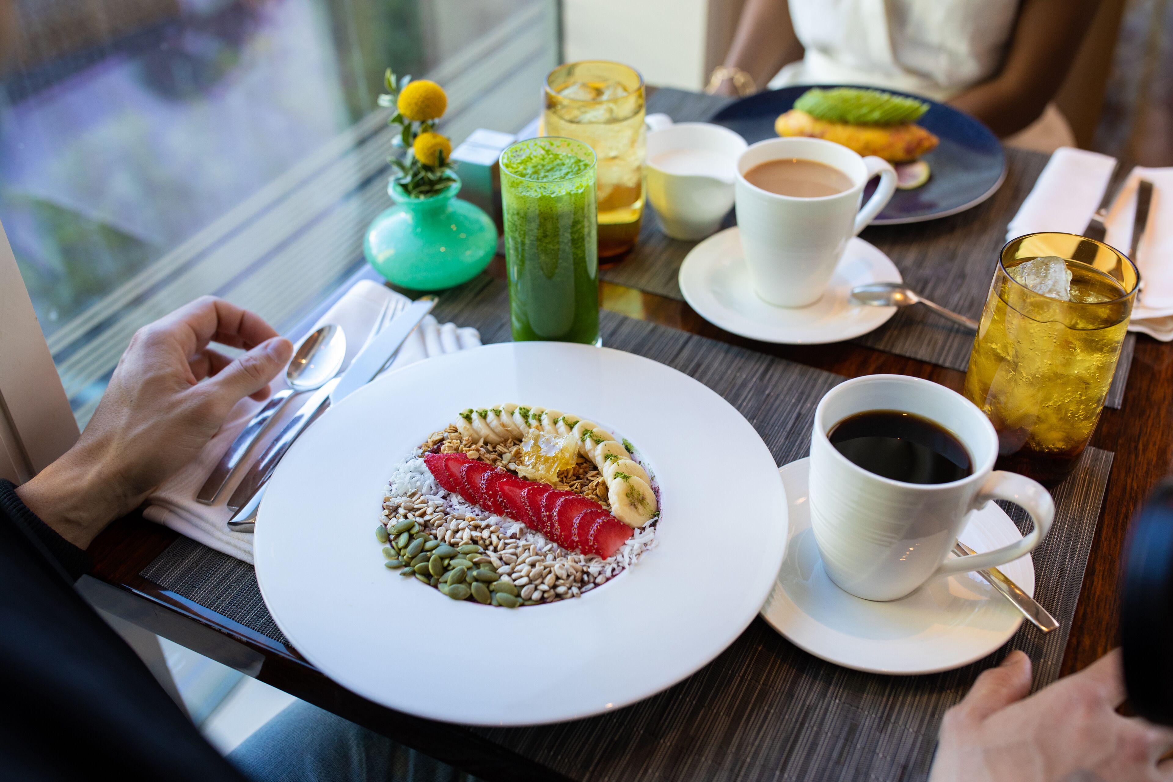 فطور كامل يوميًا مقابل رسوم