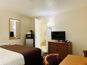 In-room safe, desk, iron/ironing board, free WiFi