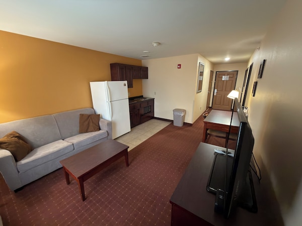 Americas Best Value Inn St. Robert - Missouri
