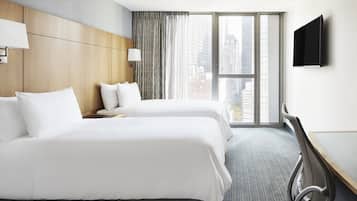 1 bedroom, premium bedding, in-room safe, desk