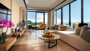 Minibar, két bảo mật tại phòng, bàn, màn/rèm cản sáng 