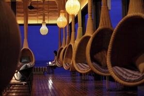 2 bars/lounges - InterContinental Sanya Resort by IHG (Sanya)