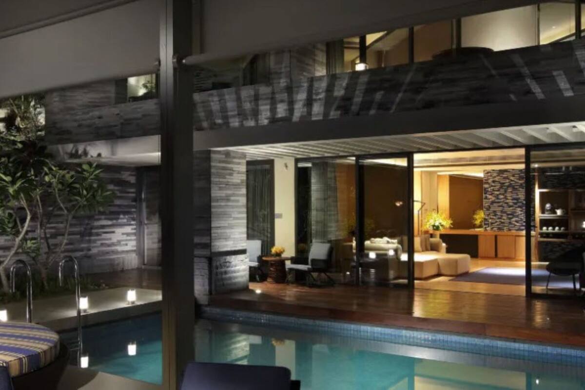 Villa, 2 Bedrooms | Minibar, in-room safe, desk, blackout drapes