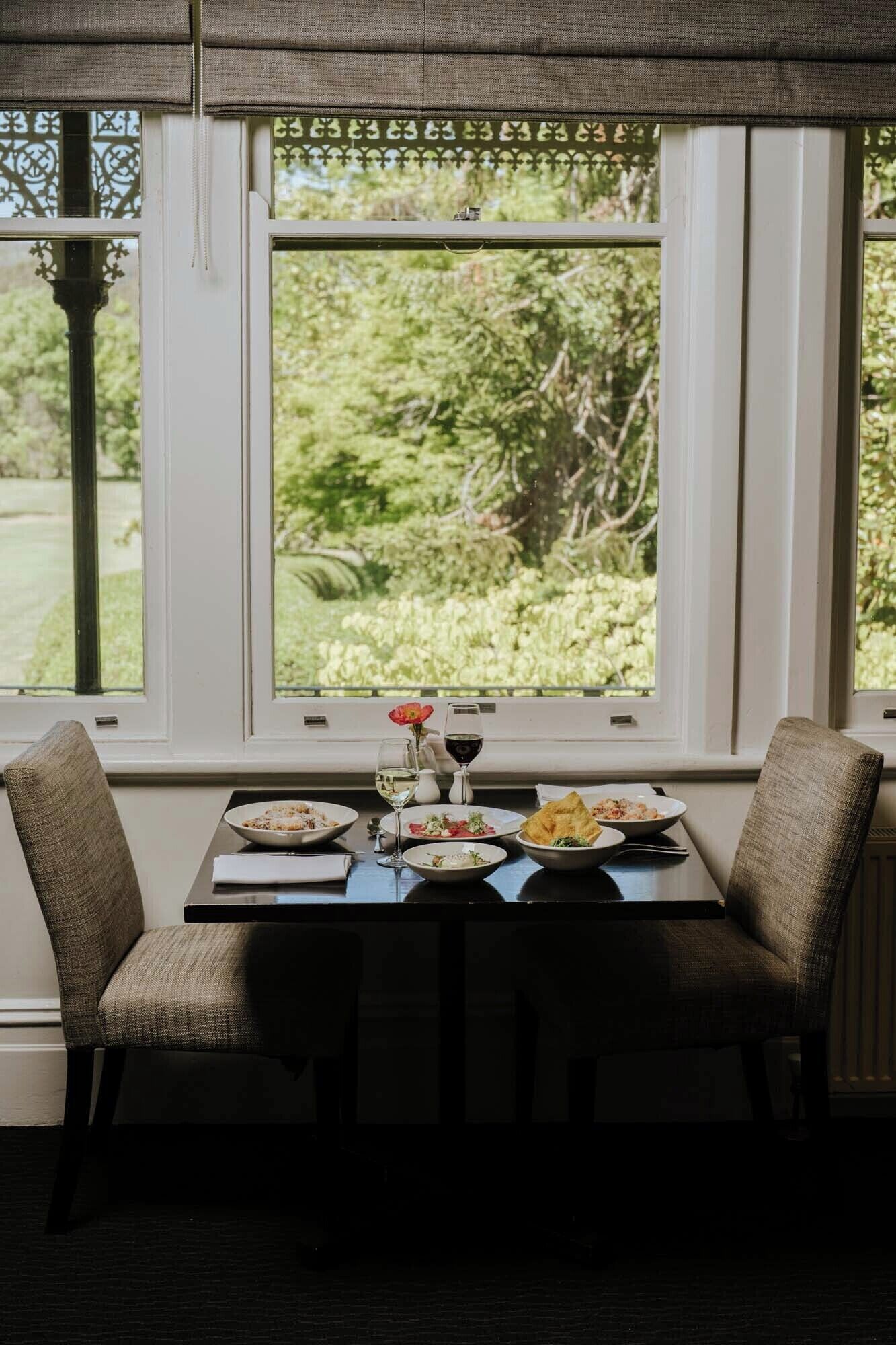 Breakfast, lunch, dinner served; garden views