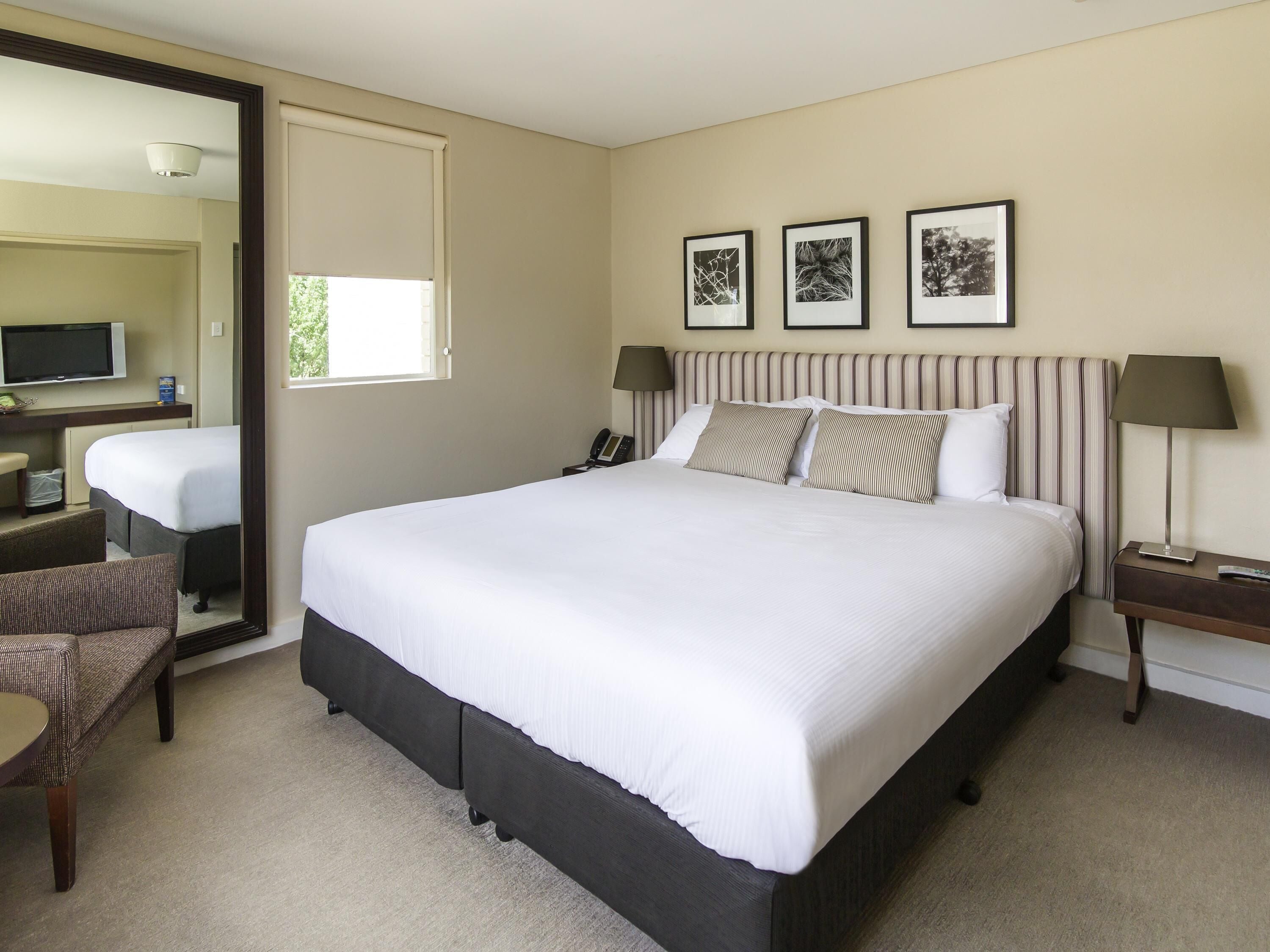 Morton Wing | Iron/ironing board, bed sheets