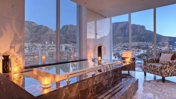 Presidential Suite, 2 Bedrooms, Mountain View (2 Bedrooms) | Bathroom | Separate tub and shower, rainfall showerhead, designer toiletries