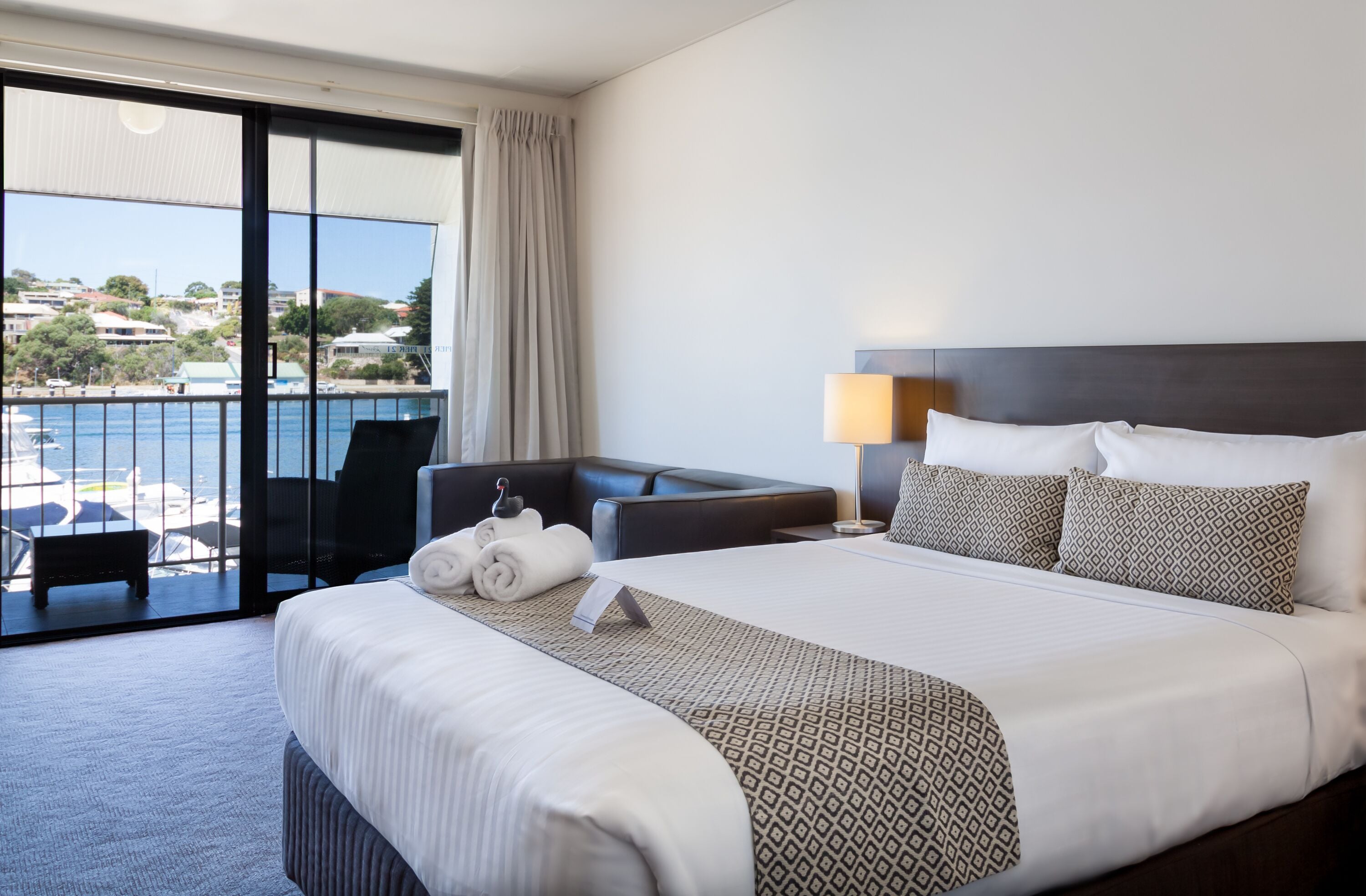 Premium bedding, in-room safe, desk, laptop workspace