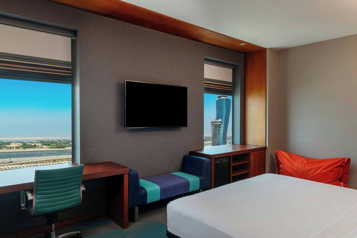In-room safe, desk, laptop workspace, blackout curtains
