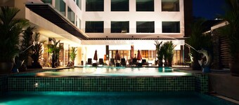Signature Pattaya Hotel