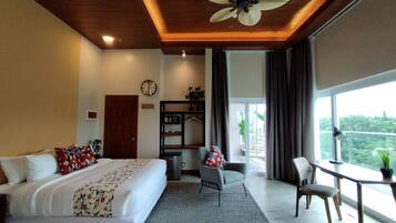 Premium bedding, pillowtop beds, minibar, in-room safe