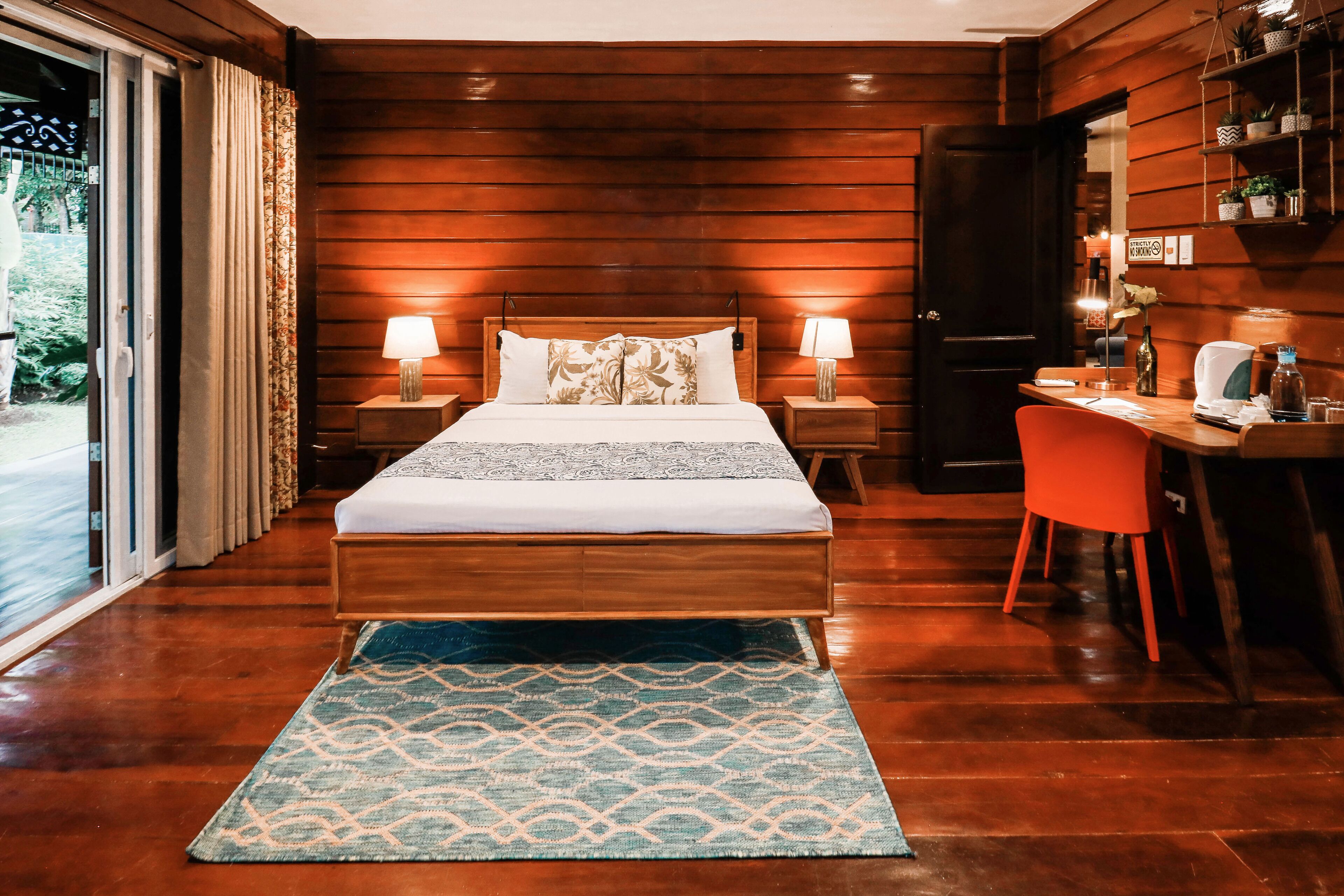 1 bedroom, premium bedding, pillow-top beds, minibar