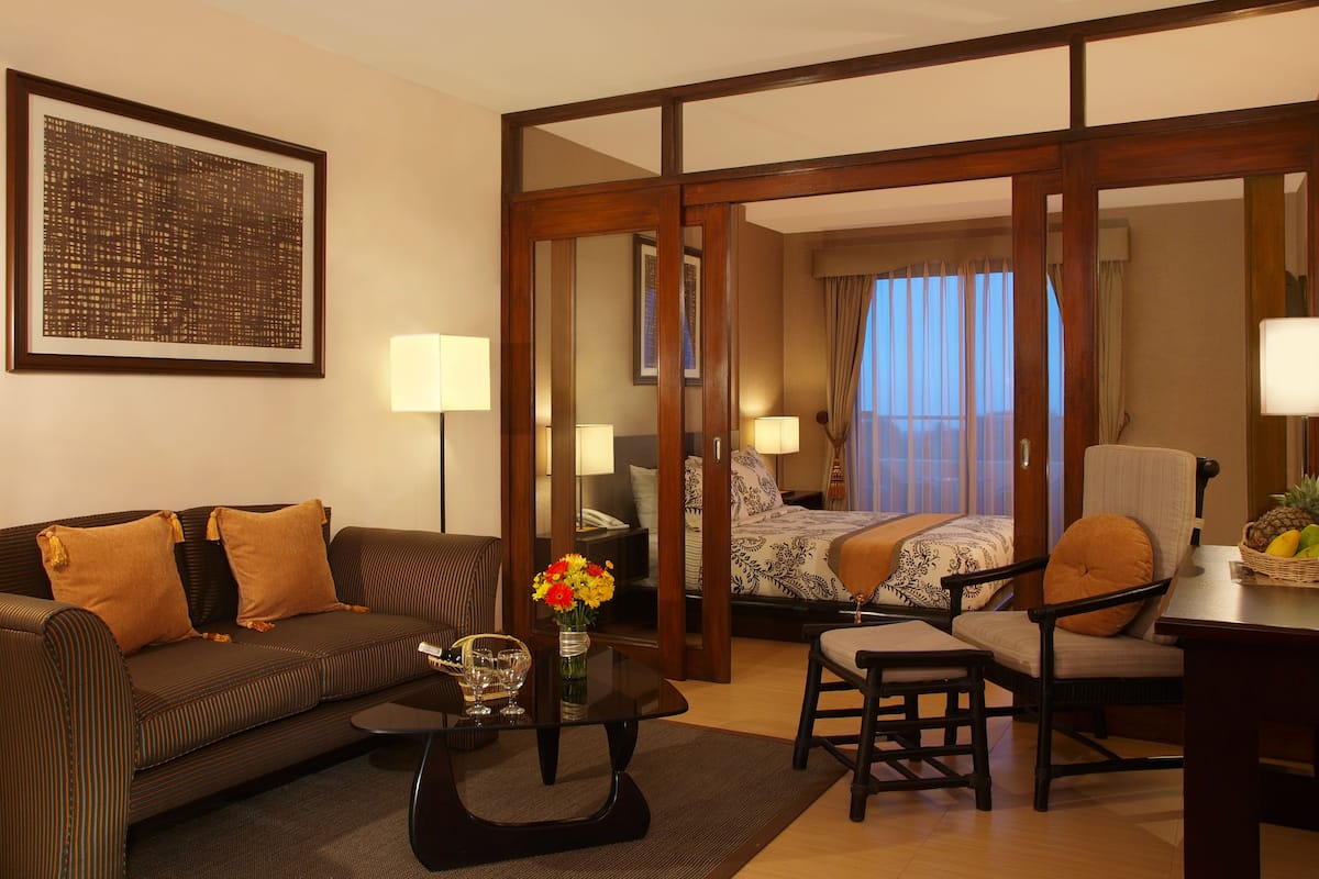 kimberly suite with free activities | 1 bedroom, premium bedding, pillow-top beds, minibar