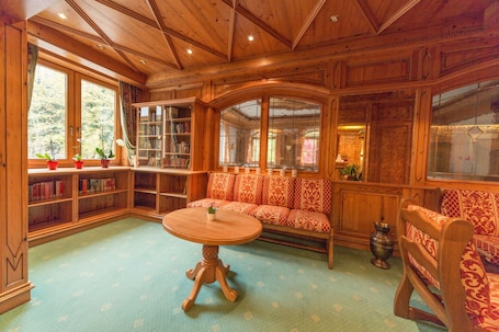 Sala de estar en el lobby