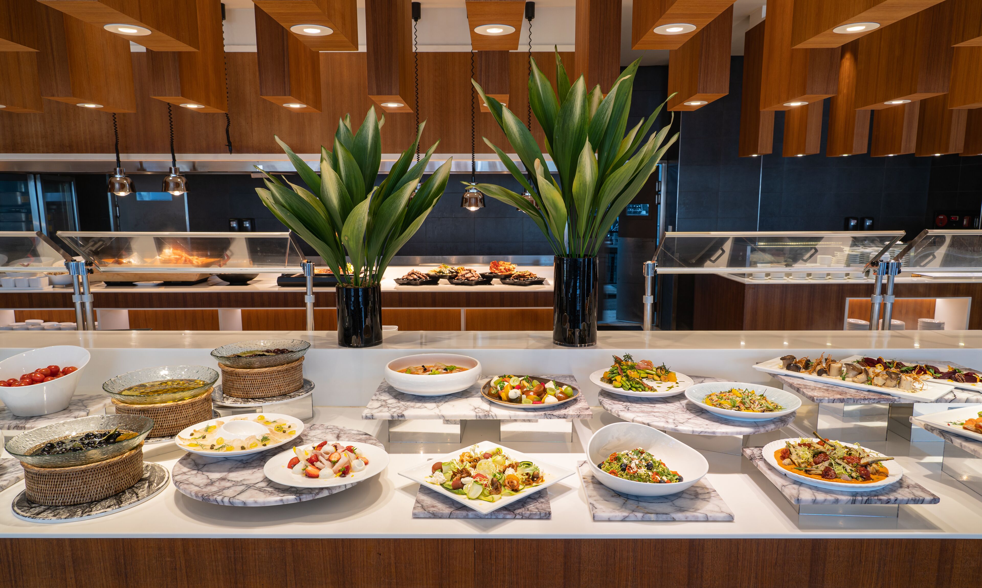 4 restaurants, breakfast, lunch, dinner served; korean cuisine