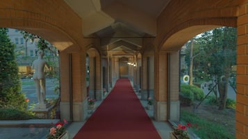 Esterni