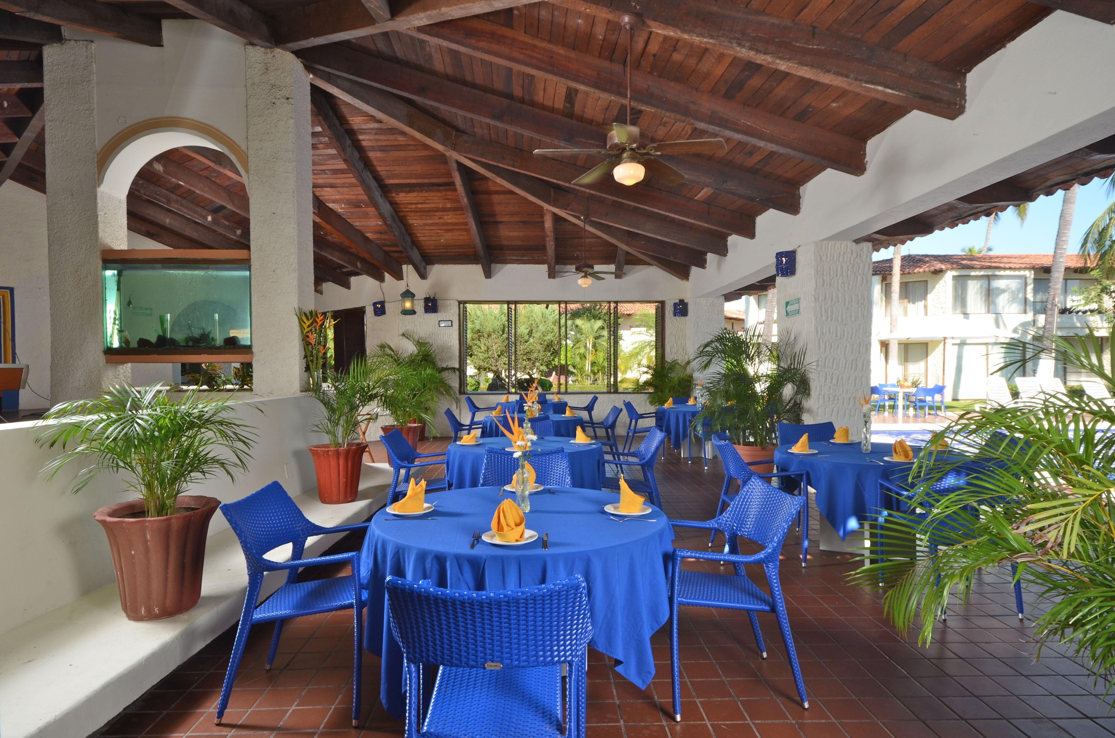 breakfast, lunch, dinner served; pool views