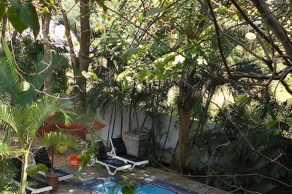 Huvila | Näkymä parvekkeelta