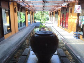 Perincian bahagian luar