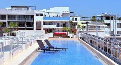Hotel Kavia 5th Avenida