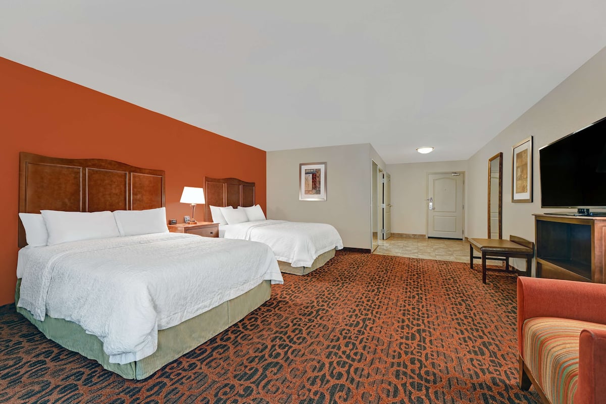 room, accessible, non smoking | in-room safe, iron/ironing board, free cots/infant beds, rollaway beds