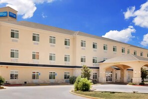 Exterior - Sonesta Essential Hotels Odessa (Odessa)