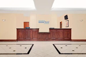 Lobby - Sonesta Essential Hotels Odessa (Odessa)