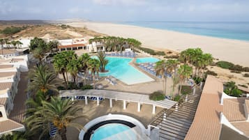 2 outdoor pools, pool umbrellas, sun loungers