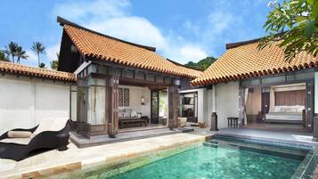 1 bedroom, Egyptian cotton sheets, premium bedding, pillowtop beds