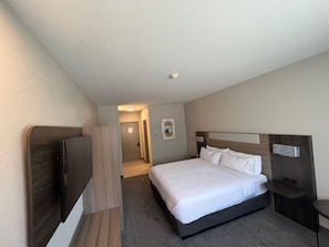 标准房, 1 张特大床 | 1 多间卧室、办公桌、熨斗/熨衣板、免费 WiFi