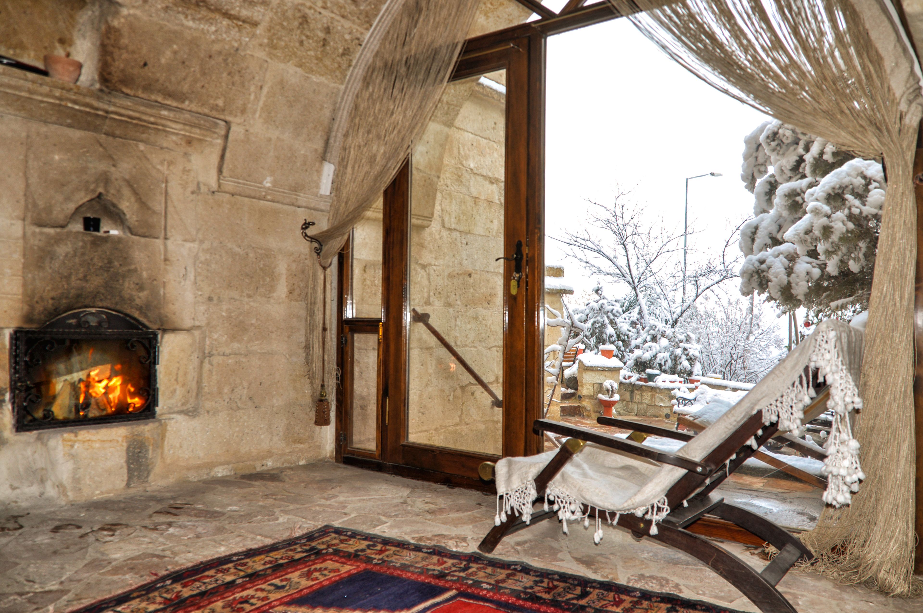 king cave suite | balcony view