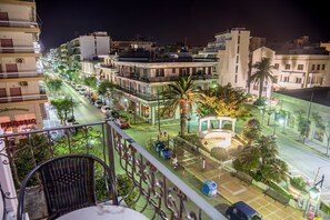 Double Room | Terrace/patio -  CiTYZen Hotel Loutraki (Loutraki-Agioi Theodoroi)
