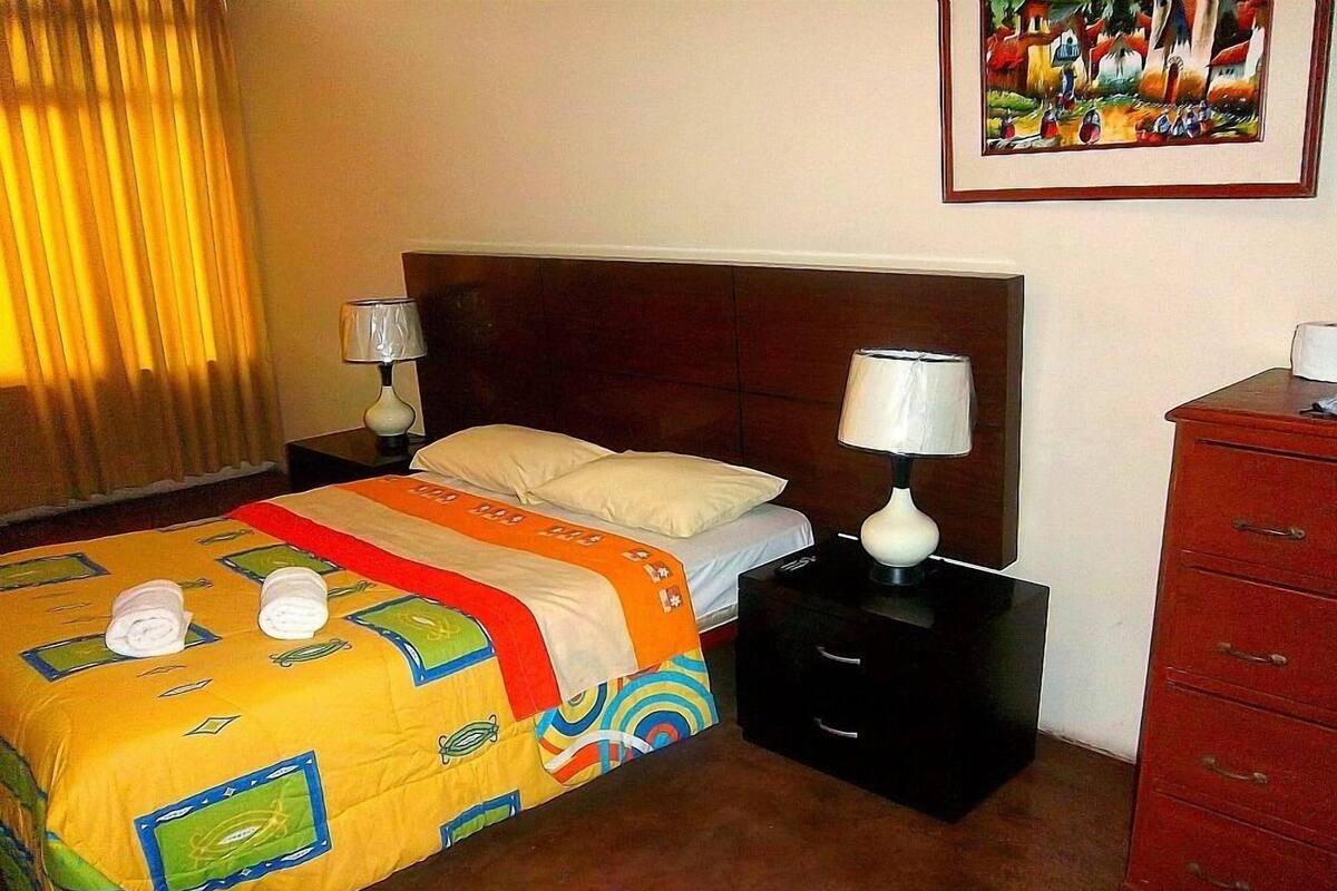 Iron/ironing board, WiFi