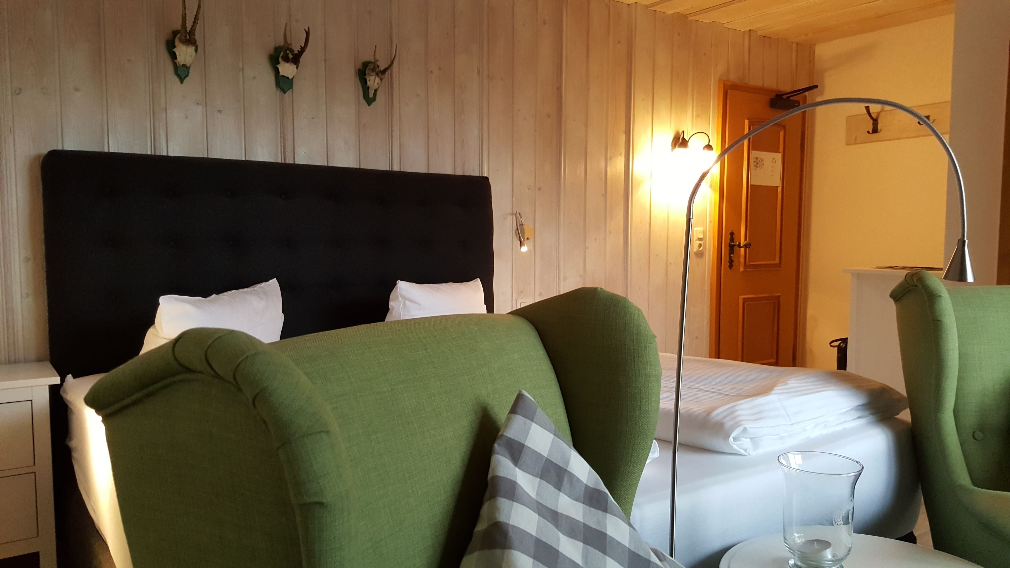 comfort apartment, 1 bedroom, mountain view | down duvets, in-room safe, desk, blackout curtains