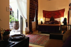 Double Room (Bab Aguenaou) | Premium bedding, Select Comfort beds, in-room safe - Riad Bamaga (Marrakech)