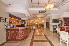 Reception - Antis Hotel - Special Class (Istanbul)