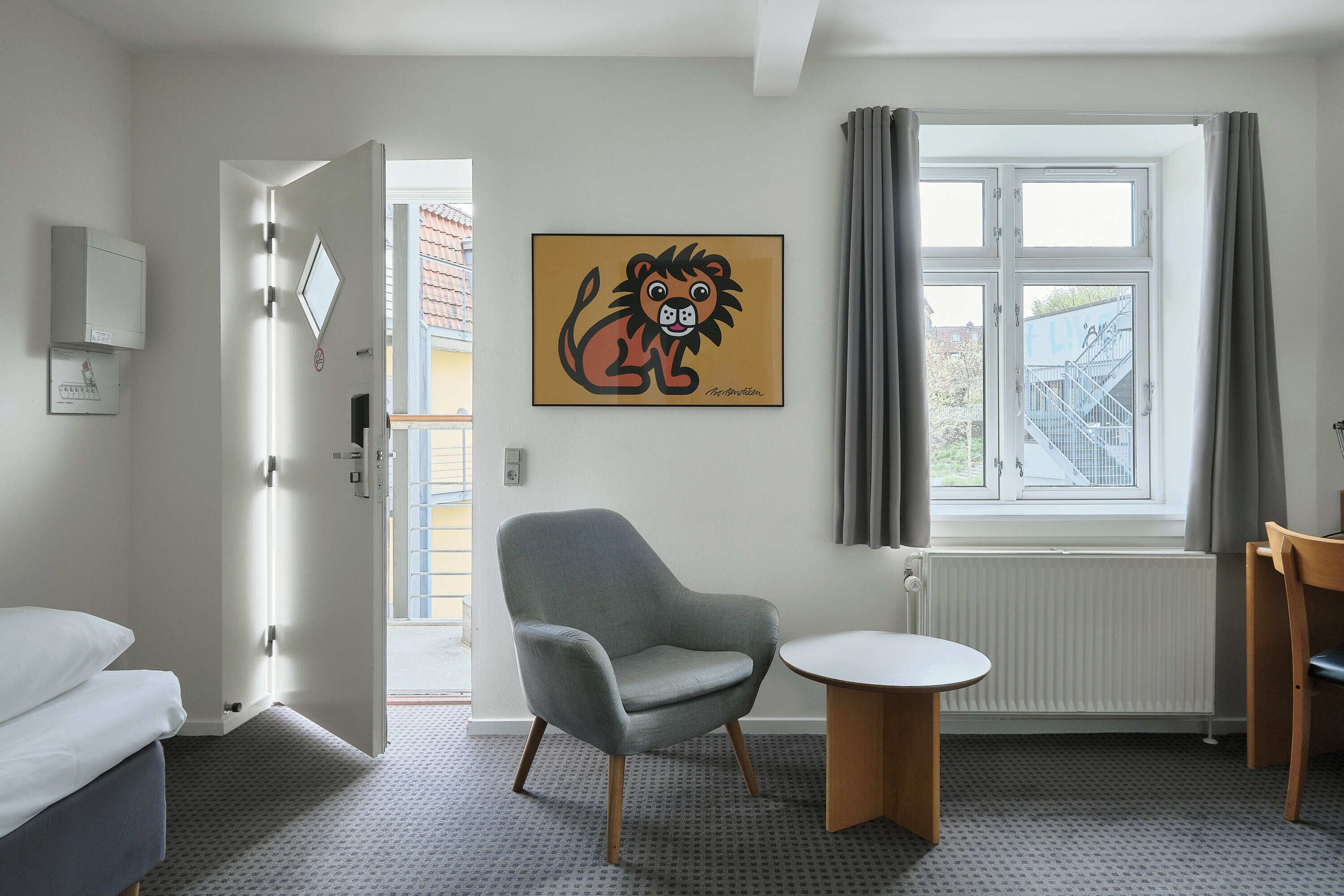 Individually decorated, individually furnished, desk, free WiFi