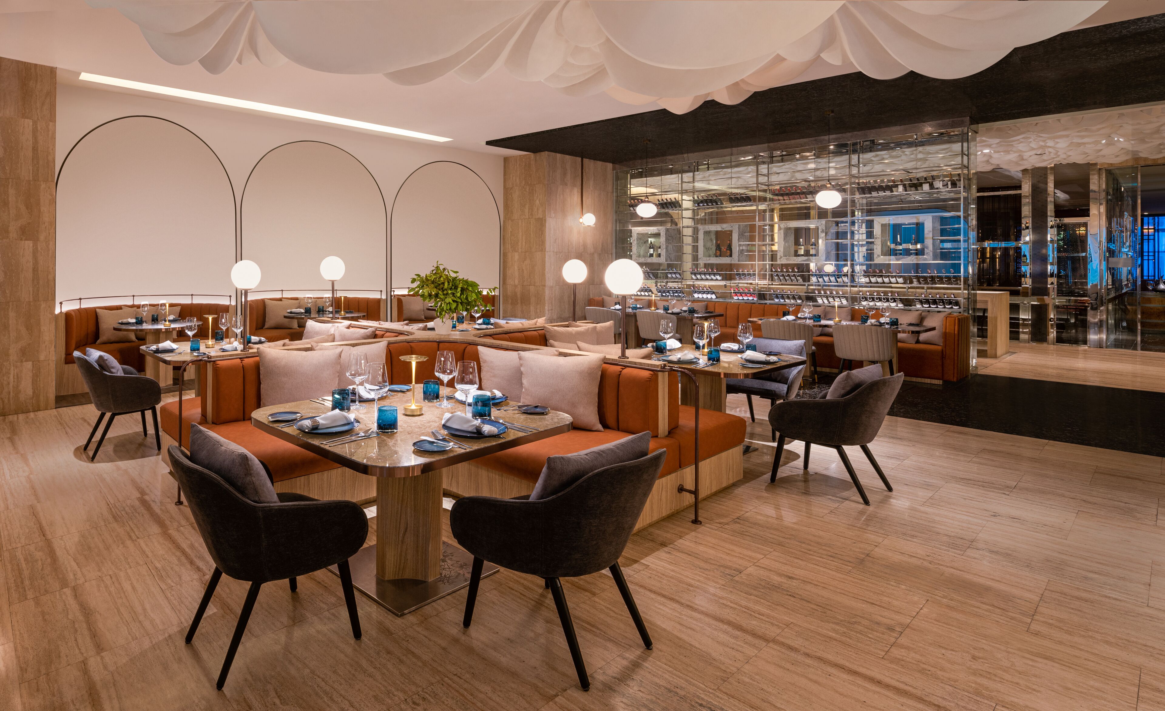 breakfast, lunch, dinner served; international cuisine