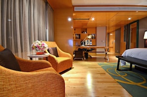 行政套房, 1 間臥室 | 高級寢具、羽絨被、特厚豪華床墊、迷你吧