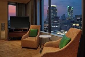 Executive Suite, 1 King Bed, High Floor, Non Smoking | Vista a la ciudad