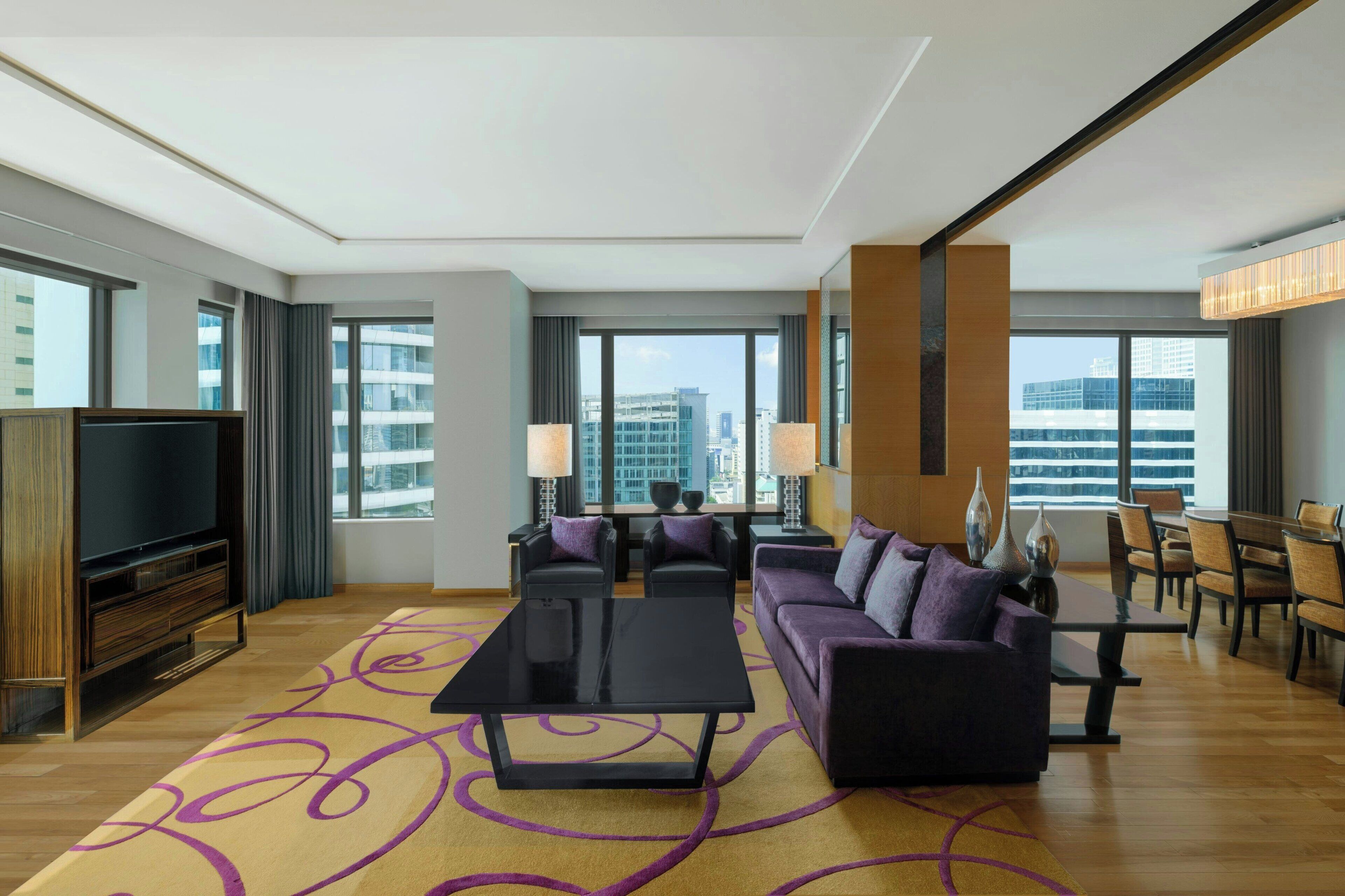 Photo - Renaissance Bangkok Ratchaprasong Hotel by Marriott