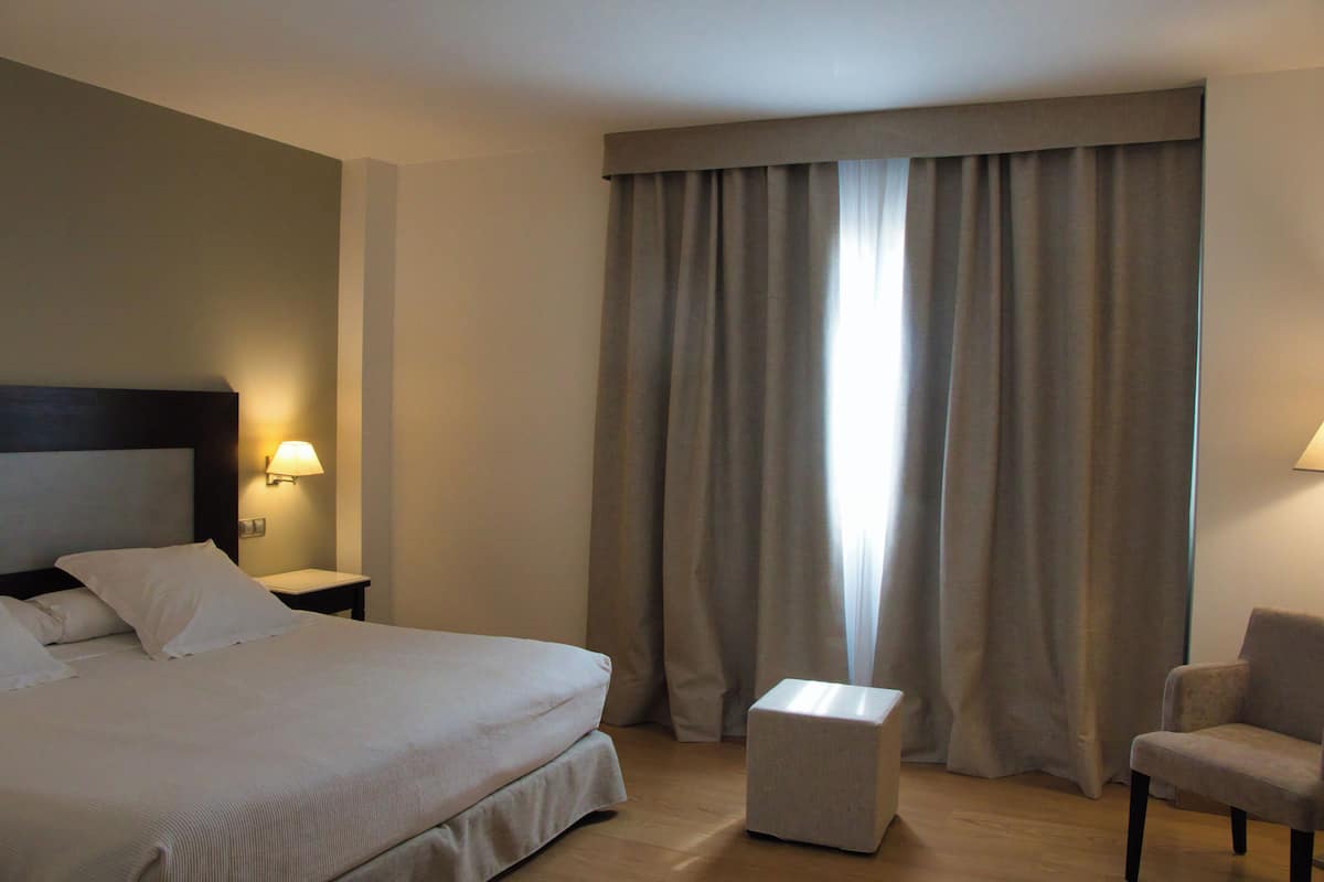 Zimmer, 1 King-Bett